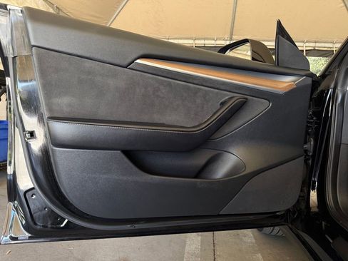 Used 2022 Tesla Model 3 image 27