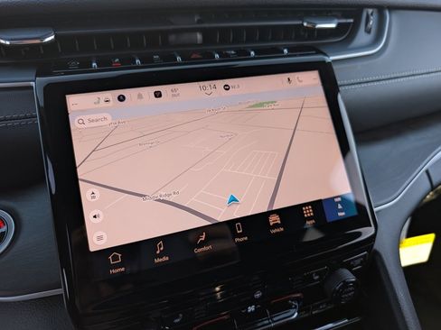 New 2025 Jeep Grand Cherokee Limited image 24