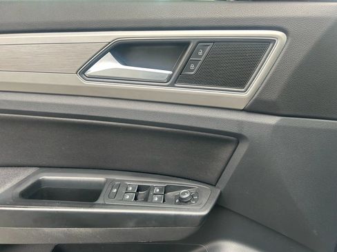 Used 2018 Volkswagen Atlas SE image 12