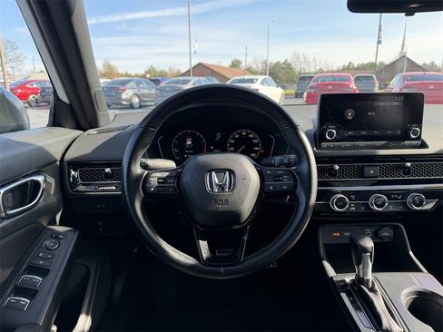 Used 2024 Honda Civic Sport image 18