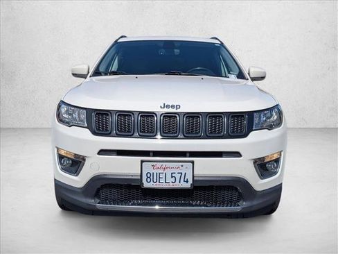 Used 2019 Jeep Compass Limited FWD image 2
