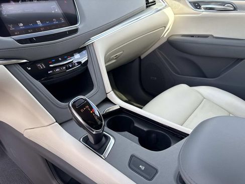 Used 2019 Cadillac XT5 Luxury image 25