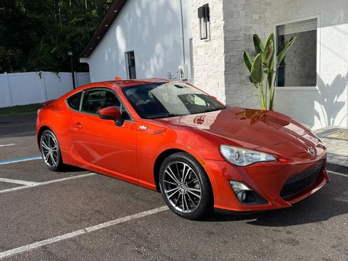 Used 2015 Scion FR-S RWD image 18