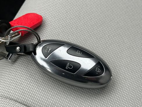 Used 2025 Hyundai Kona SEL image 21