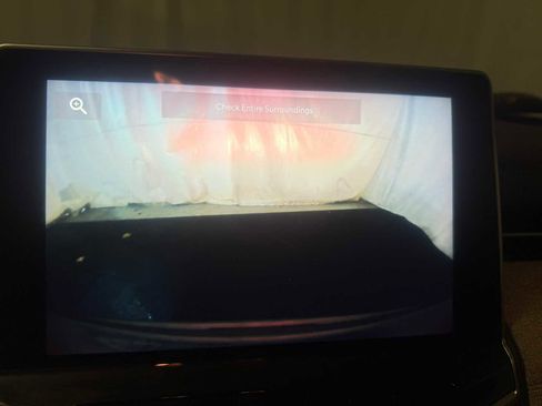 Used 2023 Jeep Compass Latitude image 32