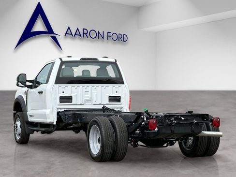 New 2026 Ford F550 4x4 Regular Cab Super Duty image 3