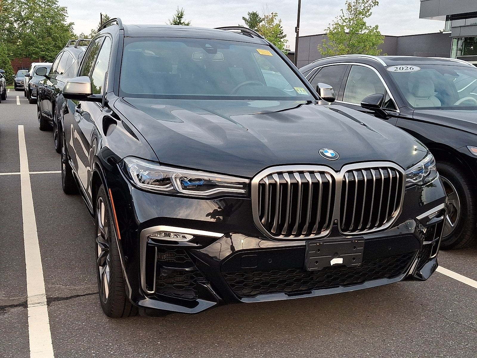 Used 2021 BMW X7 M50i w/ Cold Weather Package AWD/4WD image 2