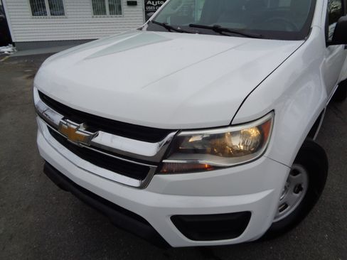 Used 2018 Chevrolet Colorado W/T w/ WT Convenience Package image 18