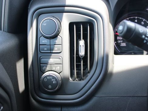 New 2026 Chevrolet Silverado 1500 Custom Trail Boss AWD/4WD image 40