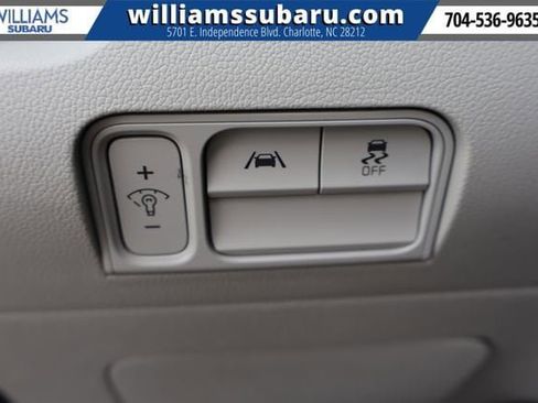 Used 2023 Kia Sorento S w/ Panoramic Sunroof Package image 21