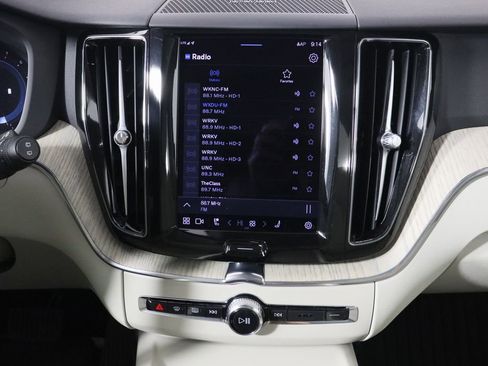 Used 2023 Volvo XC60 B5 Plus w/ Climate Package image 29