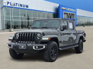 Used 2021 Jeep Gladiator Sport video 2