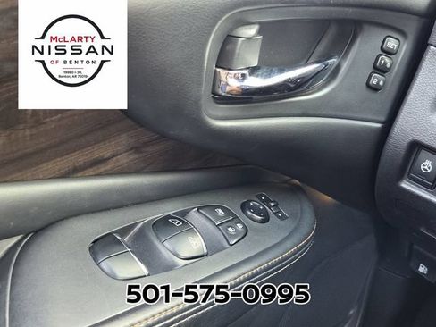 Used 2021 Nissan Murano Platinum w/ Cargo Package FWD image 32