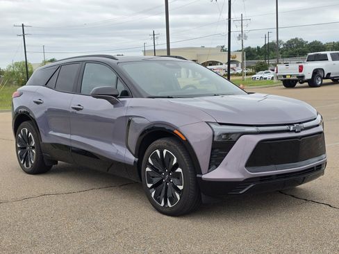 New 2025 Chevrolet Blazer EV RS AWD/4WD image 3