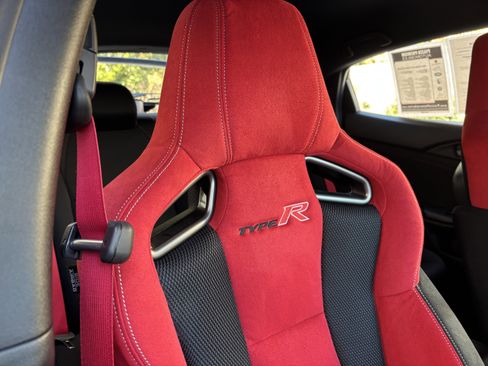 Used 2021 Honda Civic Type R image 25