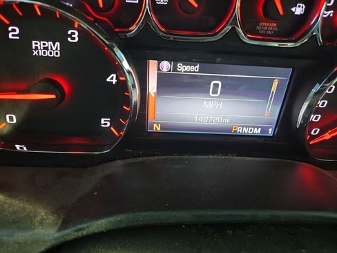 Used 2015 GMC Sierra 2500 SLT w/ Duramax Plus Package image 11