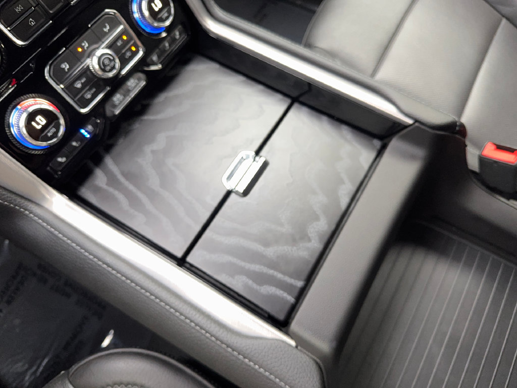 Used 2024 GMC Yukon Denali RWD image 79
