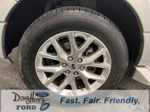 Used 2017 Ford Expedition EL Limited RWD image 19
