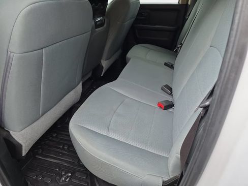 Used 2018 RAM 1500 Express w/ Express Value Package AWD/4WD image 16
