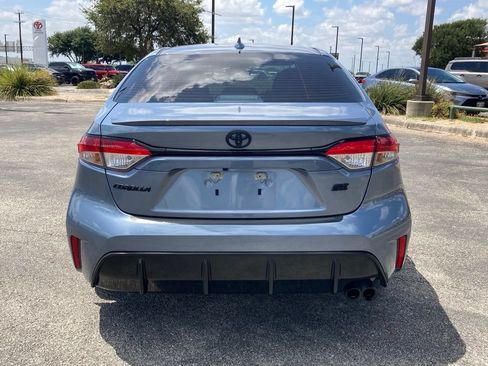 Used 2026 Toyota Corolla SE FWD image 4