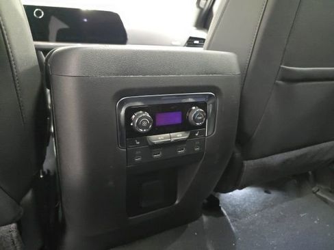 New 2026 Chevrolet Tahoe High Country AWD/4WD image 22