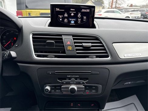 Used 2018 Audi Q3 2.0T Premium Plus w/ Premium Plus Package image 15