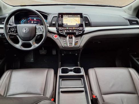 Used 2020 Honda Odyssey Touring image 12