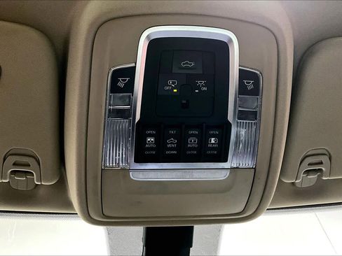 Used 2019 RAM 1500 Laramie image 34