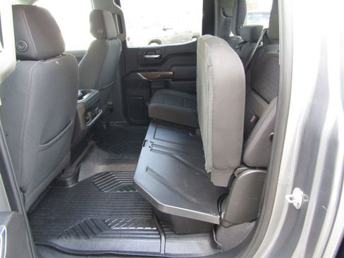 Used 2021 Chevrolet Silverado 1500 LT Trail Boss image 31