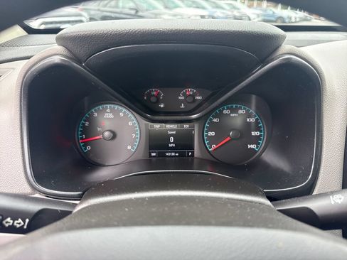 Used 2019 Chevrolet Colorado W/T w/ Custom Special Edition AWD/4WD image 34