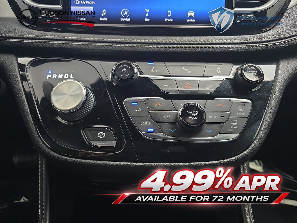 Used 2021 Chrysler Pacifica Limited w/ Uconnect Theater Family Group FWD image 25