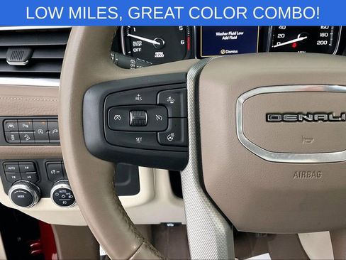 Used 2021 GMC Yukon Denali image 26