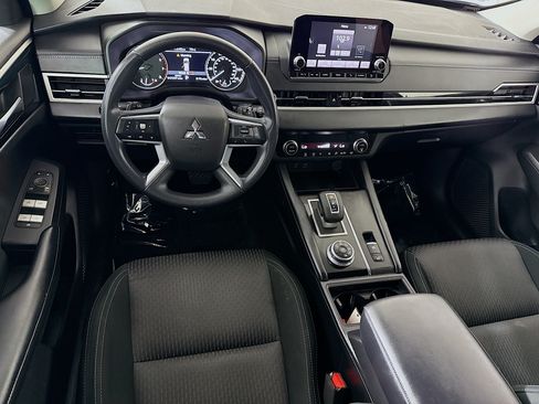 Used 2022 Mitsubishi Outlander ES AWD/4WD image 17