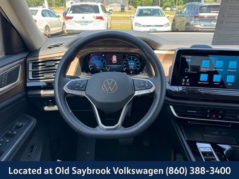 Certified 2024 Volkswagen Atlas SE AWD/4WD image 19