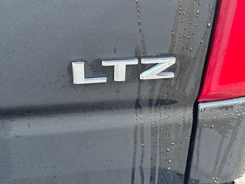 New 2026 Chevrolet Silverado 1500 LTZ w/ LTZ Premium Package AWD/4WD image 6
