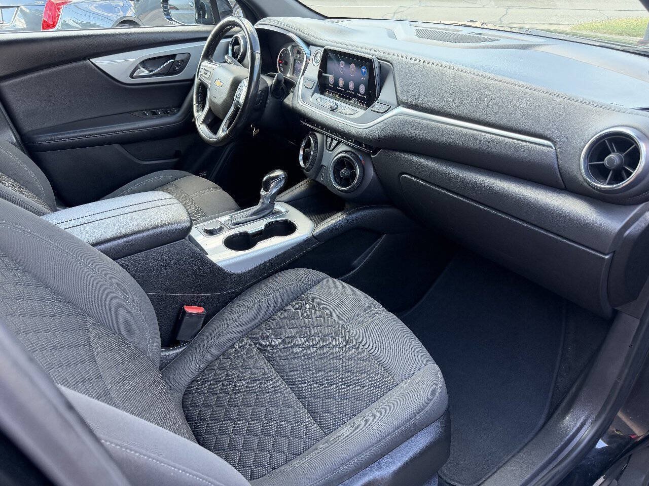 Used 2019 Chevrolet Blazer LT FWD image 8
