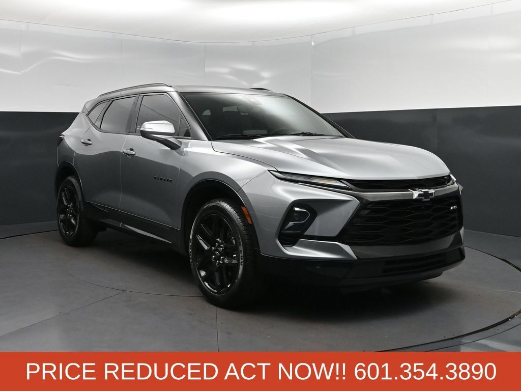 Used 2024 Chevrolet Blazer RS w/ Driver Confidence II Package FWD image 9