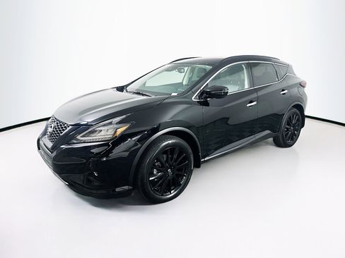 Used 2024 Nissan Murano SV w/ SV Midnight Edition Package image 3