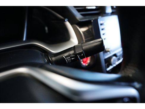 Used 2020 Honda Civic EX image 24