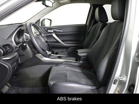 Used 2025 Mitsubishi Eclipse Cross SE AWD/4WD image 11