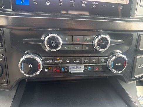 New 2026 Ford F250 Lariat w/ Black Appearance Package AWD/4WD image 23