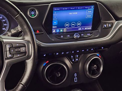 Used 2019 Chevrolet Blazer LT image 17