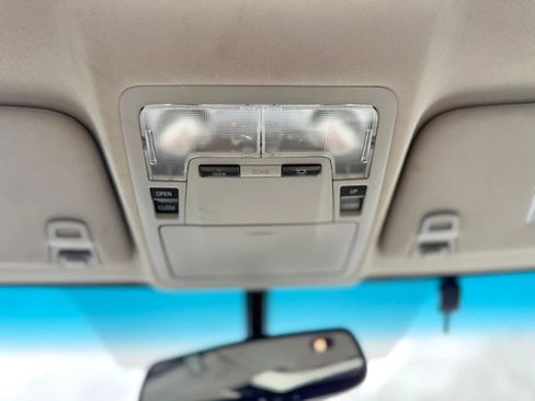 Used 2013 Toyota Avalon XLE Touring image 23