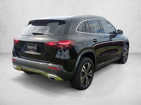 New 2026 Mercedes-Benz GLA 250 image 2