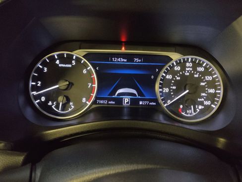 Used 2023 Nissan Sentra SV FWD image 23