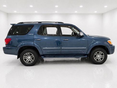 Used 2007 Toyota Sequoia Limited AWD/4WD image 3