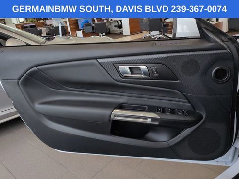 Used 2025 Ford Mustang GT Premium RWD image 27