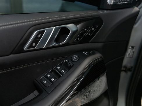 Used 2025 BMW X5 M60i AWD/4WD image 10