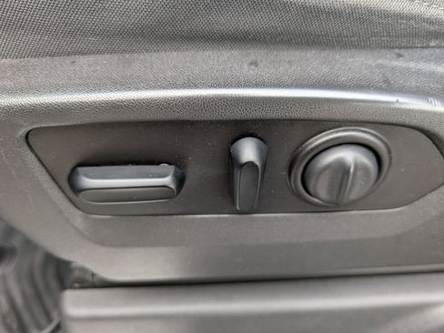 Used 2020 Chevrolet Silverado 1500 RST w/ All-Star Edition image 16