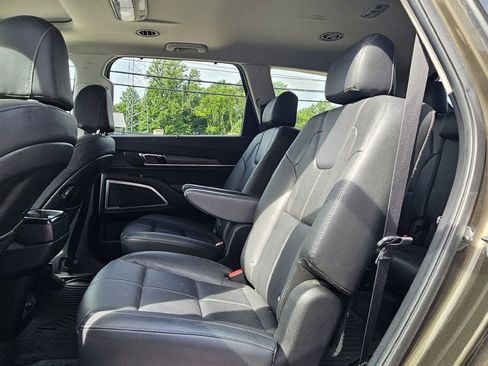 Used 2021 Kia Telluride EX w/ EX Premium Package AWD/4WD image 10